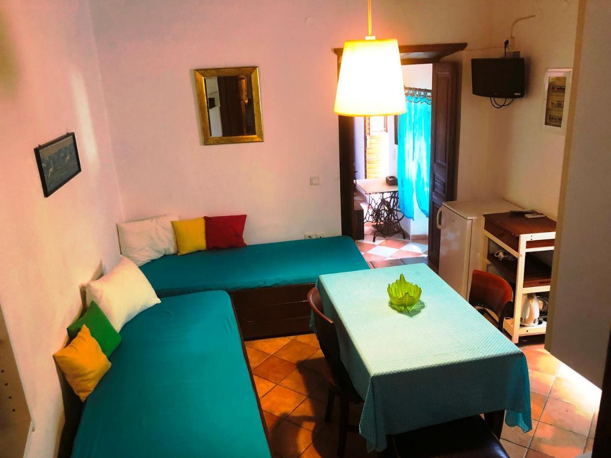Aparthotel Machi'S House Plaka  Esterno foto