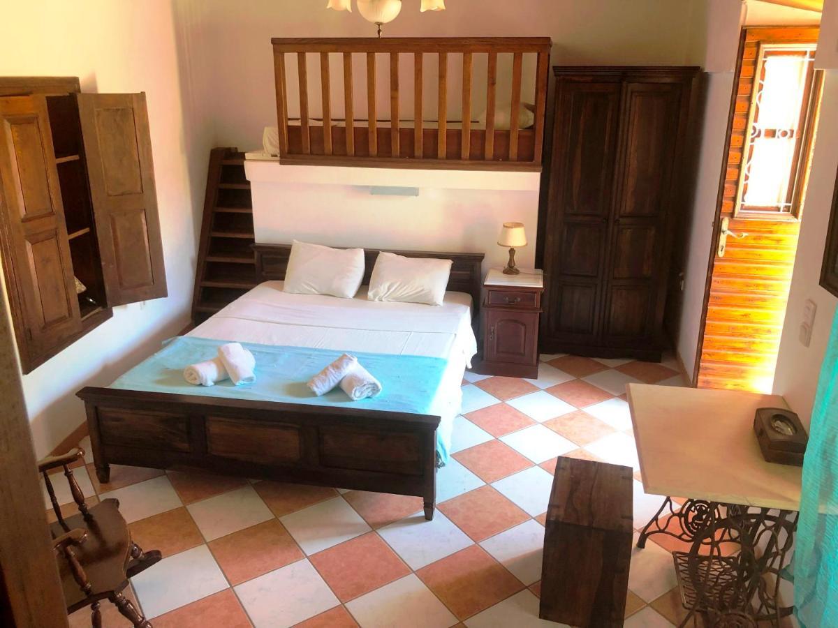 Aparthotel Machi'S House Plaka  Esterno foto