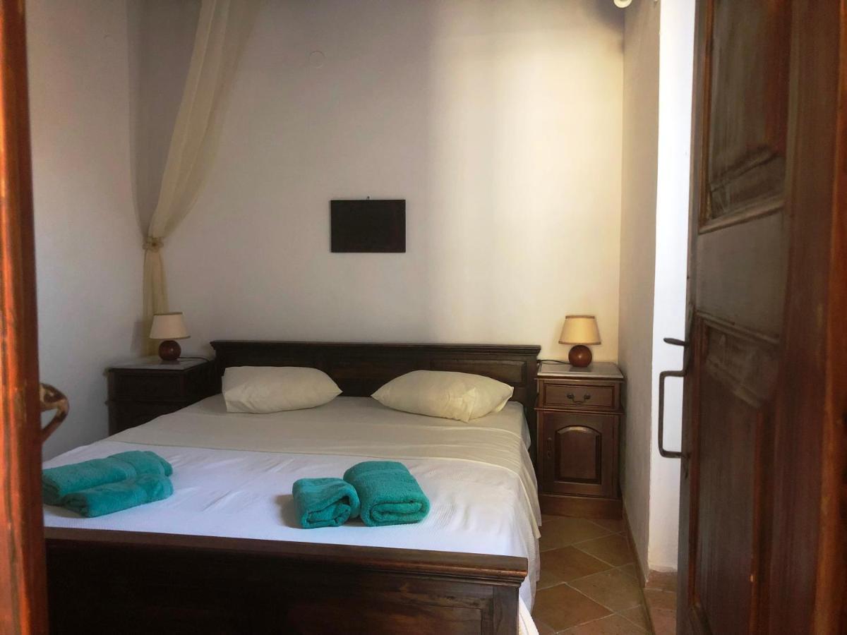 Aparthotel Machi'S House Plaka  Esterno foto